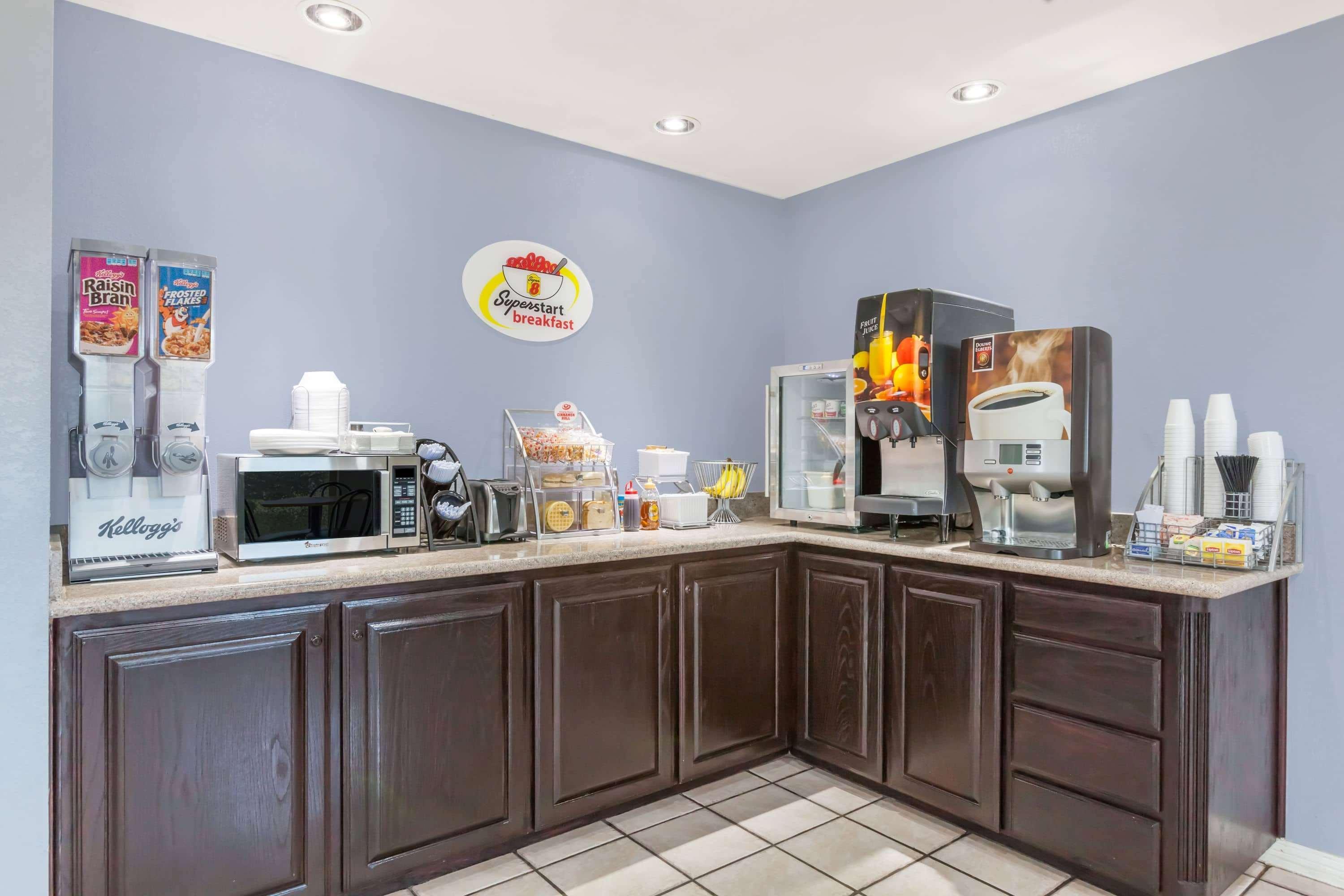 Motel Super 8 By Wyndham Cleburne Esterno foto