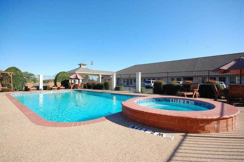 Motel Super 8 By Wyndham Cleburne Esterno foto