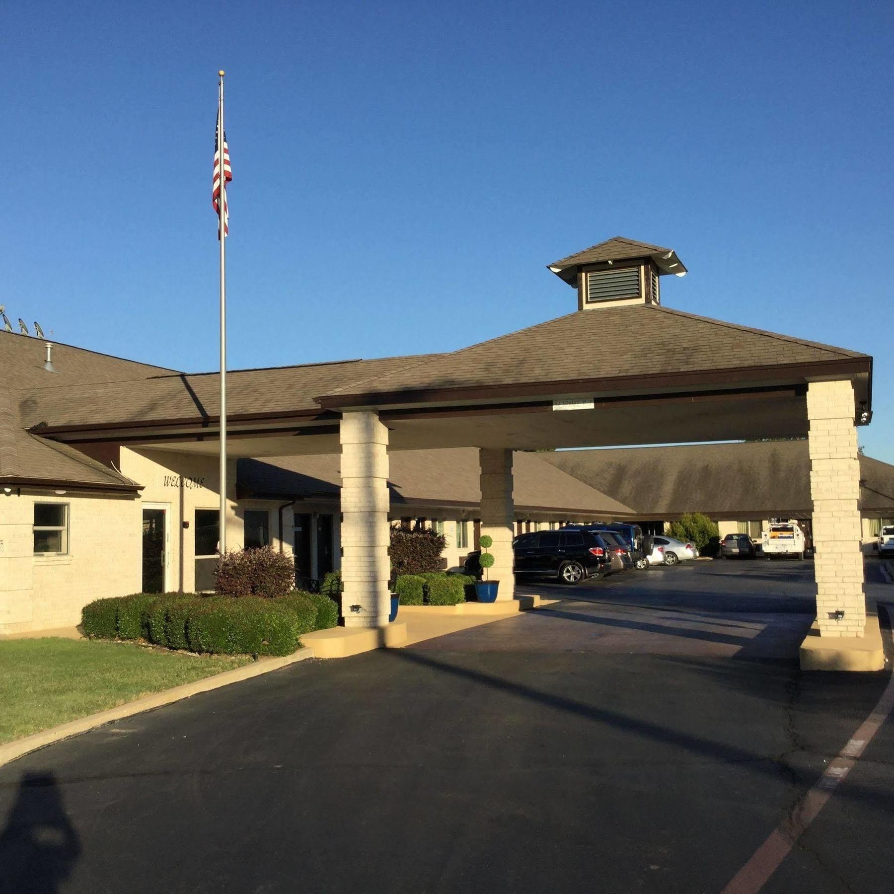 Motel Super 8 By Wyndham Cleburne Esterno foto